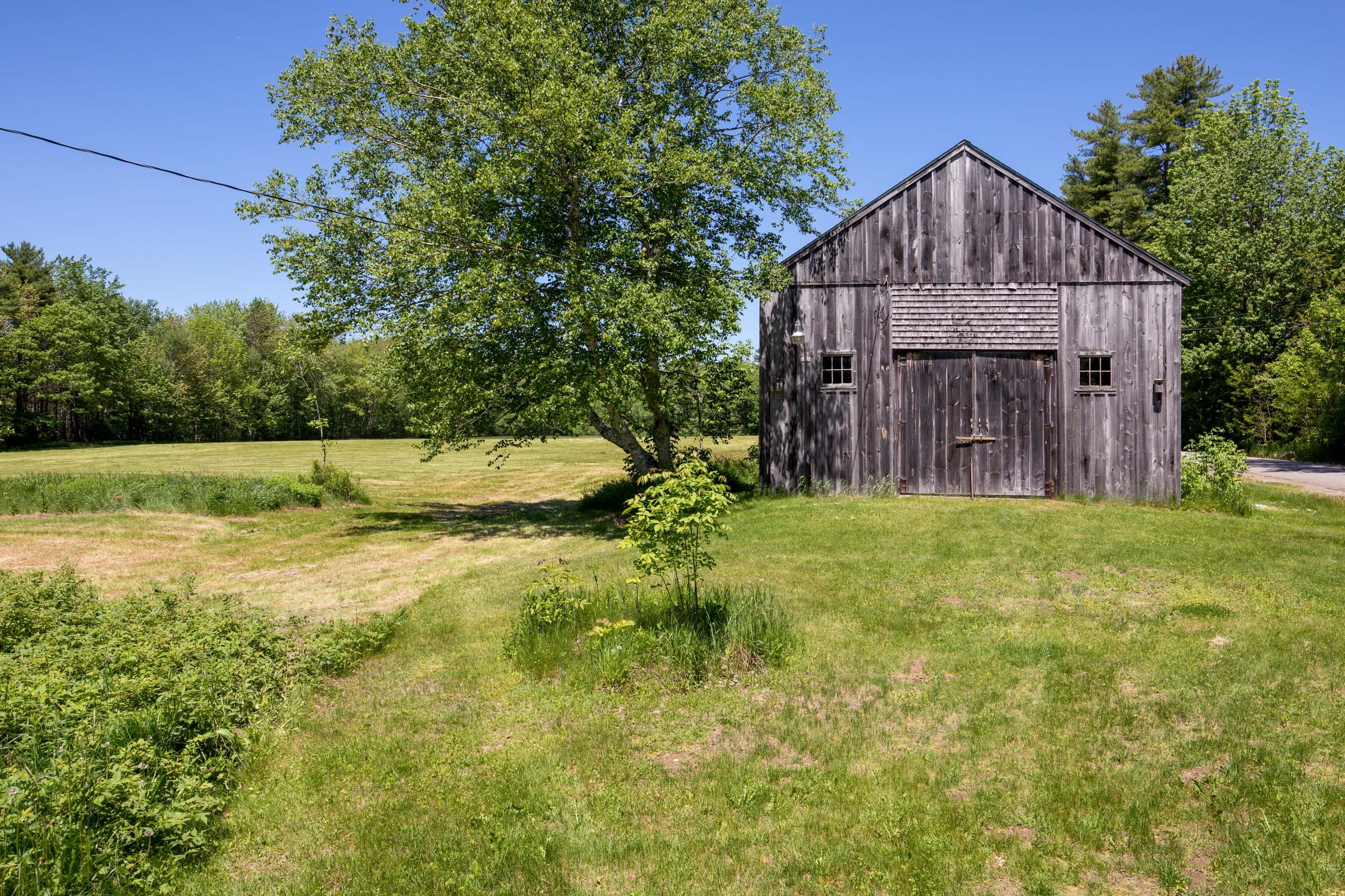 620 Feylers Corner Road Waldoboro, ME 04572 - Photo 32 of 32 Barn