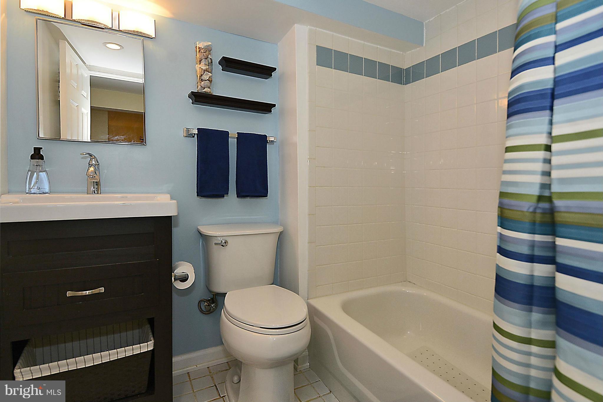 11413 Newport Mill Road Silver Spring, MD 20902 - Photo 26 of 30 Bath