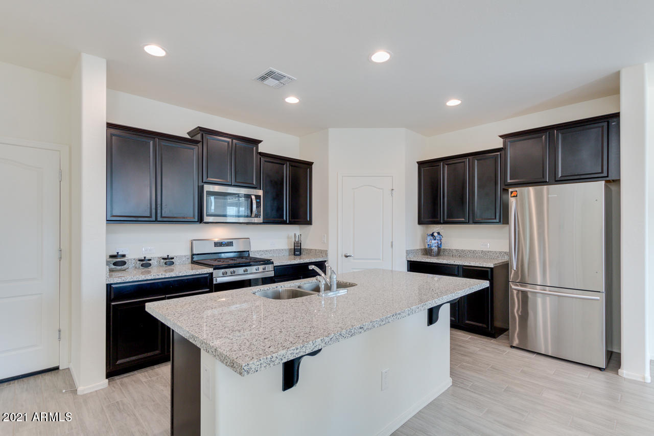 2817 West Apollo Road Phoenix, AZ 85041 - Photo 17 of 42 17-Apollo