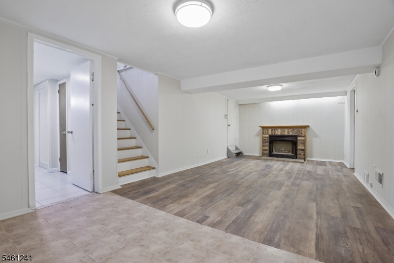 113 Stony Road Edison, NJ 08817 - Photo 3 of 44 Gallery Image 3