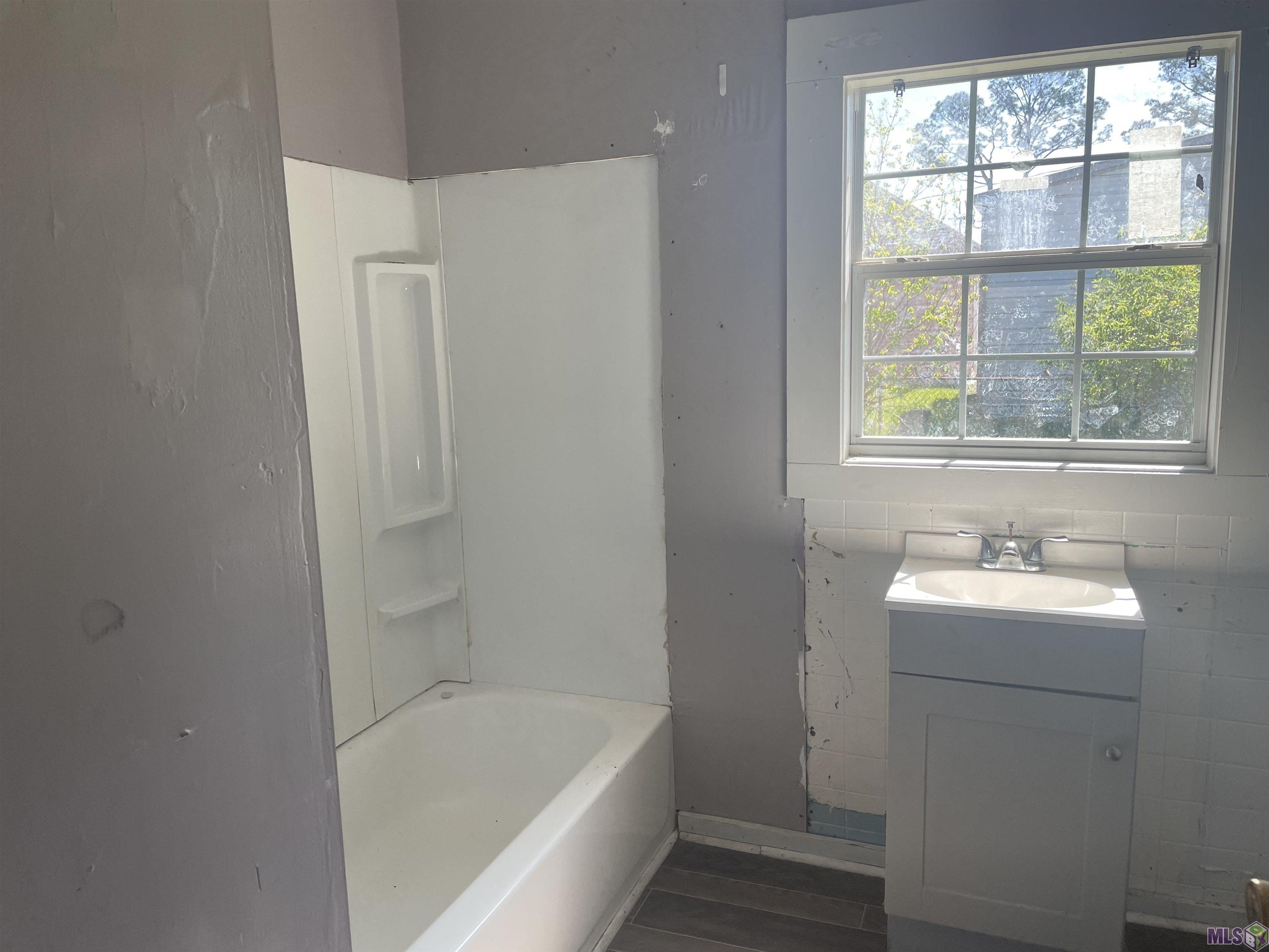 331 St Louis Street Raceland, LA 70394 - Photo 8 of 11 Gallery Image 8