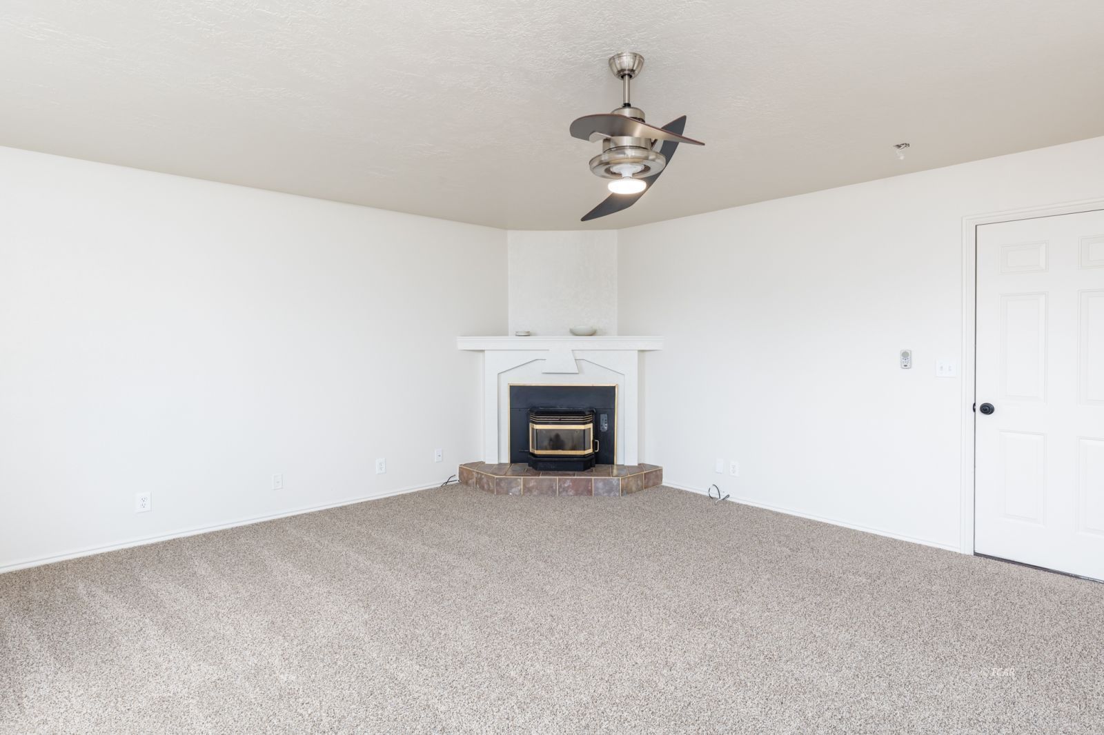 3554 Valley Ridge Avenue Elko, NV 89801 - Photo 14 of 34 Gallery Image 14