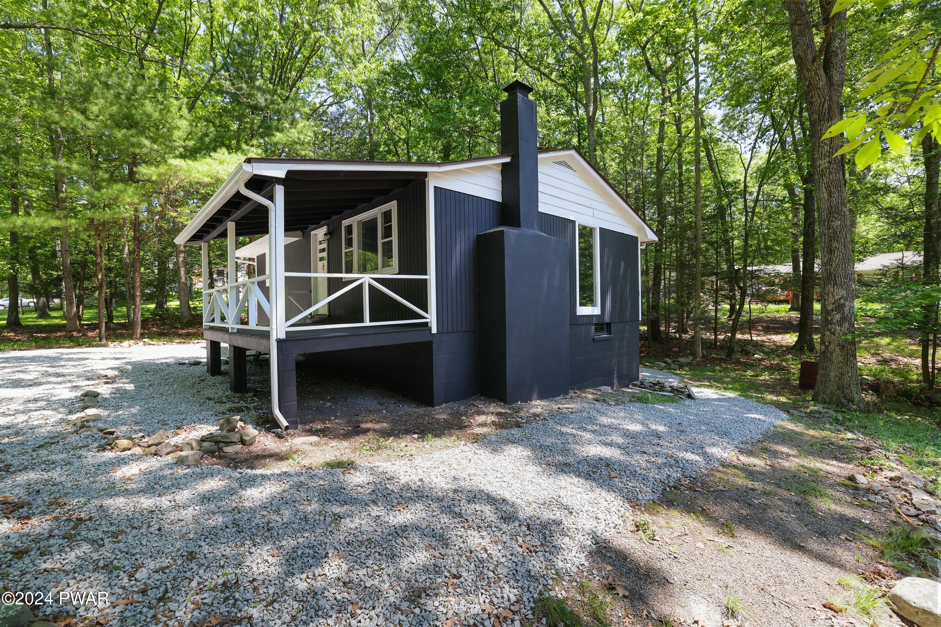 256 Wynding Way Bushkill, PA 18324 - Photo 27 of 32