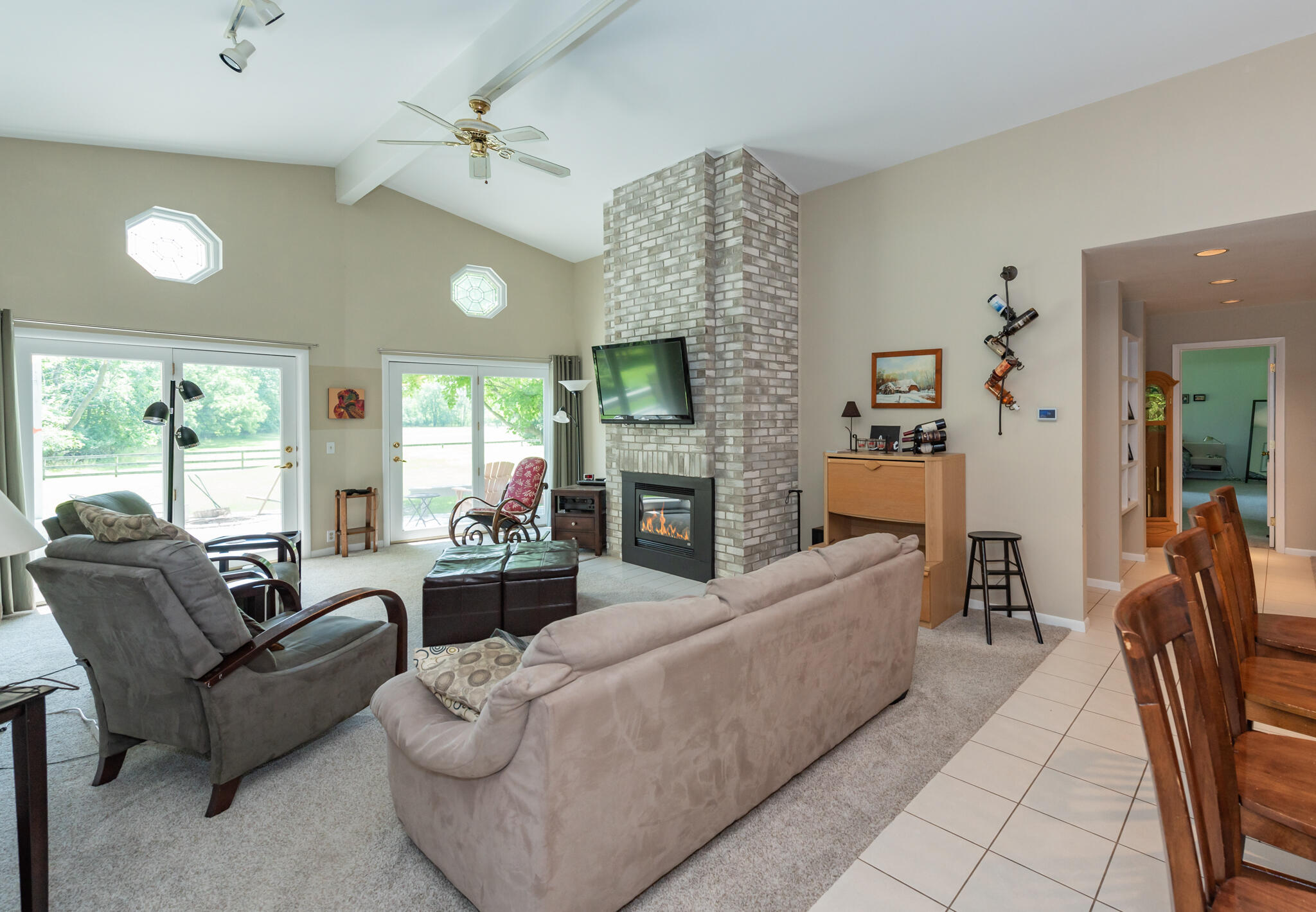 6170 Cascade Road Southeast Grand Rapids, MI 49546 - Photo 20 of 77 4_Living Area-1