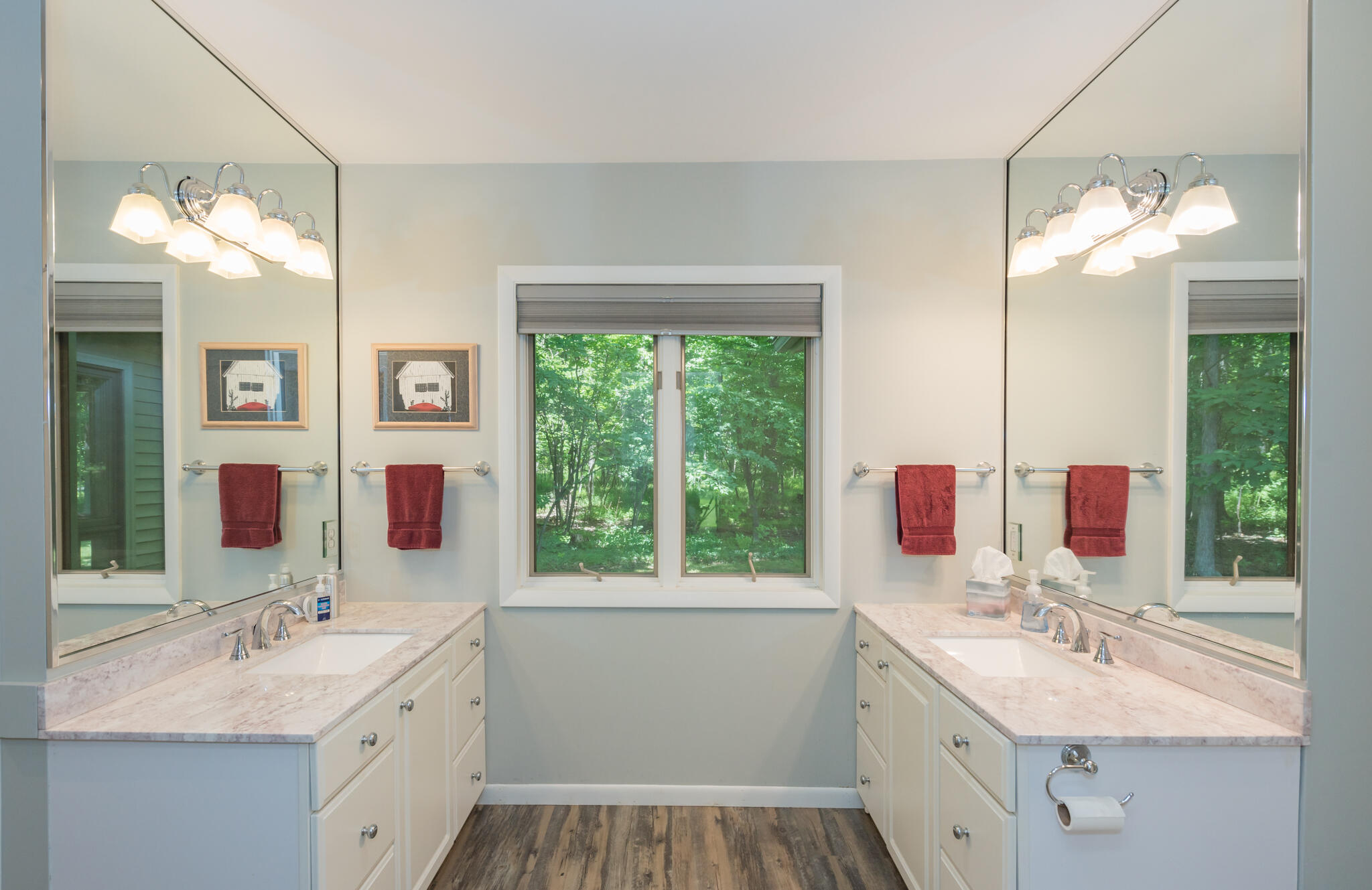 6170 Cascade Road Southeast Grand Rapids, MI 49546 - Photo 36 of 77 7_Primary Suite-6