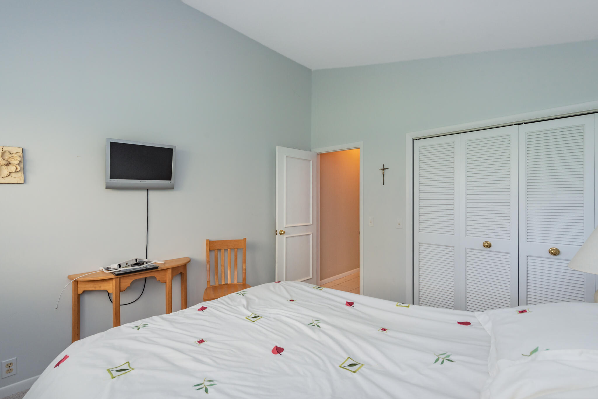 6170 Cascade Road Southeast Grand Rapids, MI 49546 - Photo 46 of 77 10_Bedroom 3-3