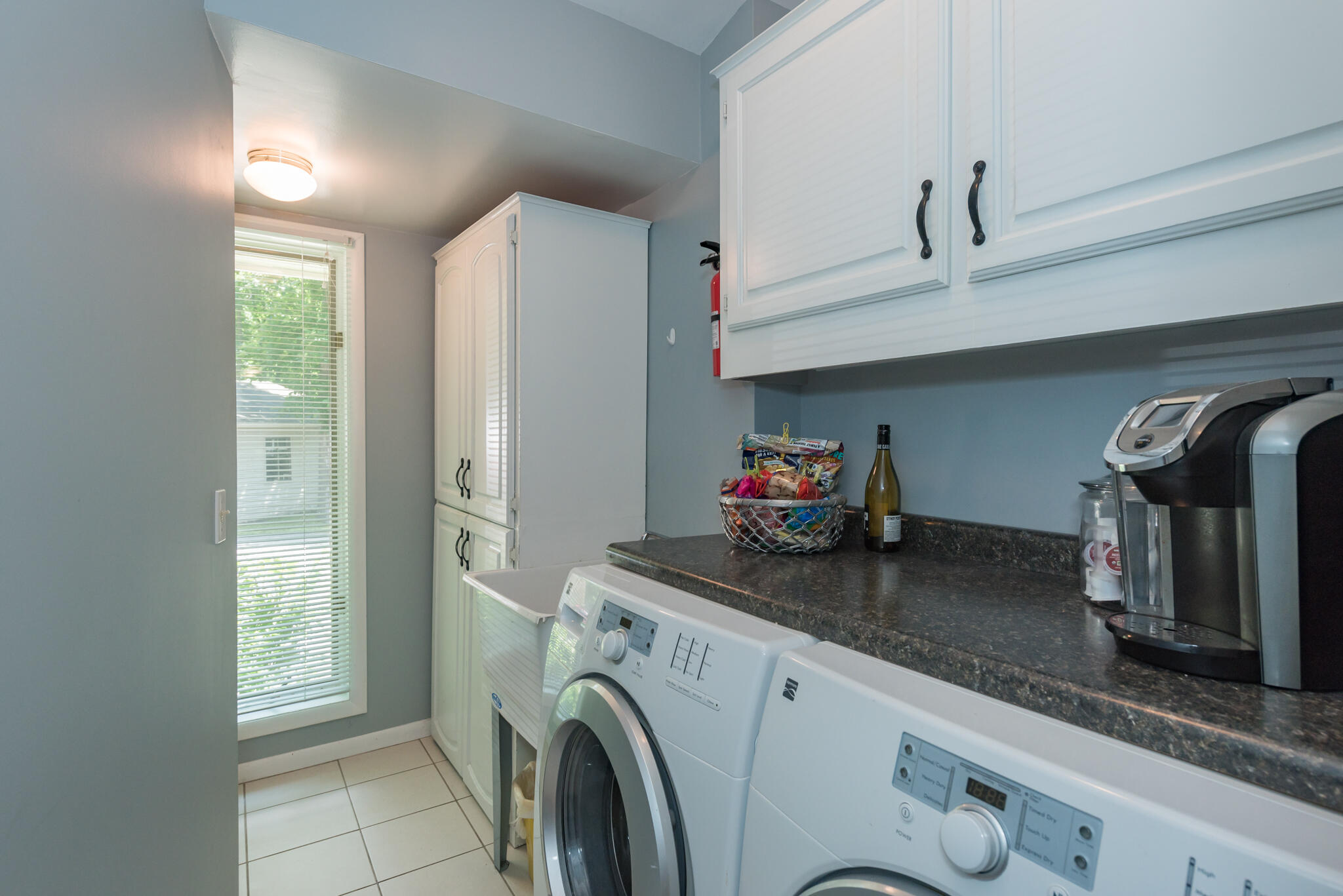6170 Cascade Road Southeast Grand Rapids, MI 49546 - Photo 49 of 77 12_Laundry Room