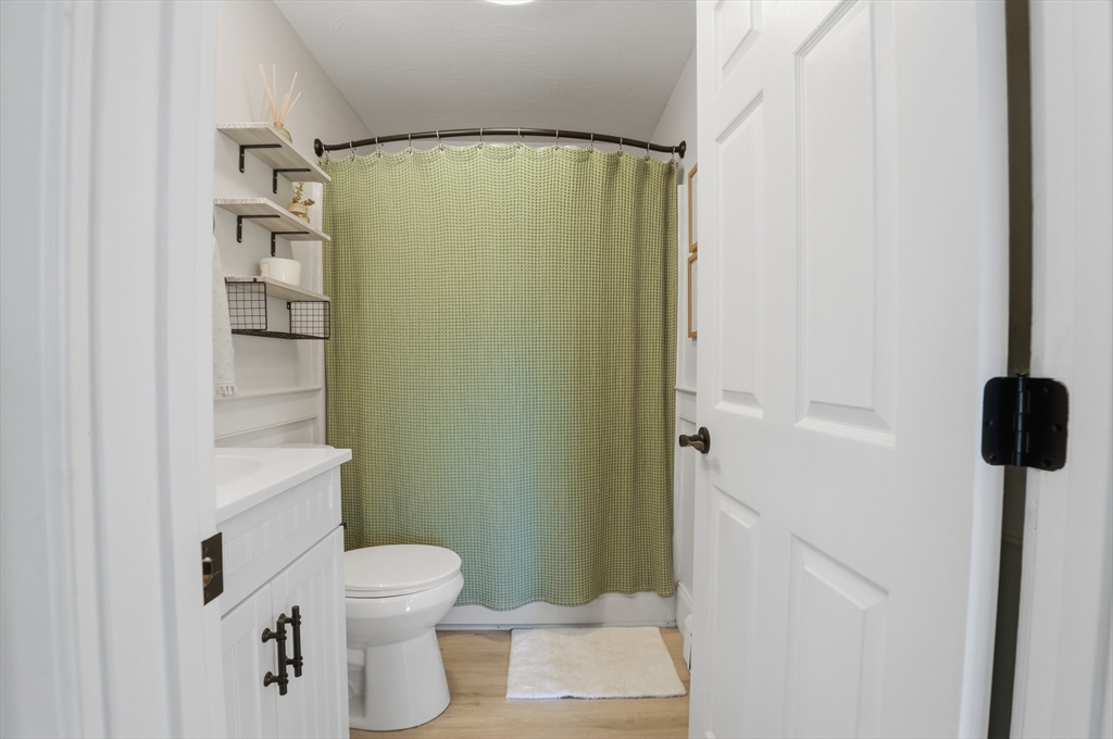 296 Meiggs Backus Road Sandwich, MA 02563 - Photo 20 of 40