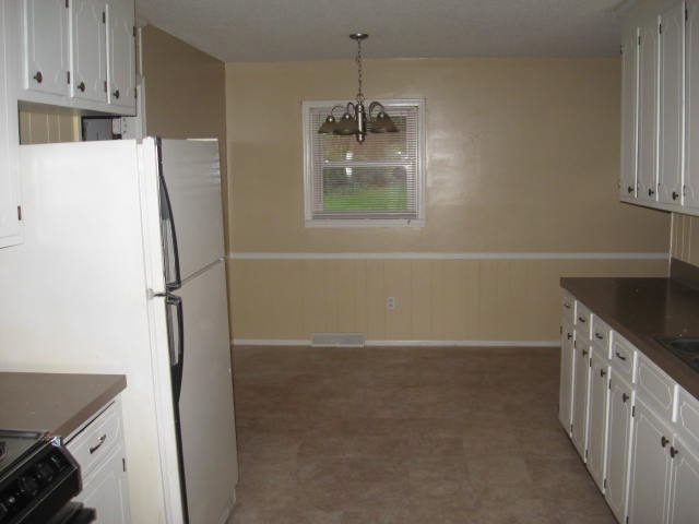 413 Arcadia Drive Anderson, SC 29621 - Photo 3 of 13 Gallery Image 3