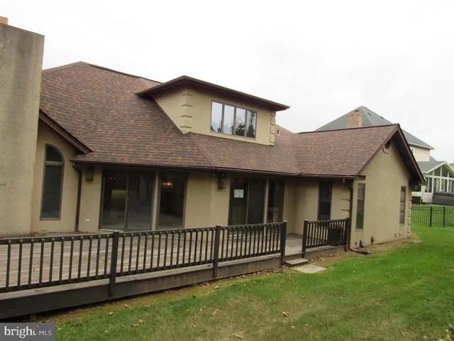 $455,000 | 889 Heritage Hills Drive, York, PA 17402