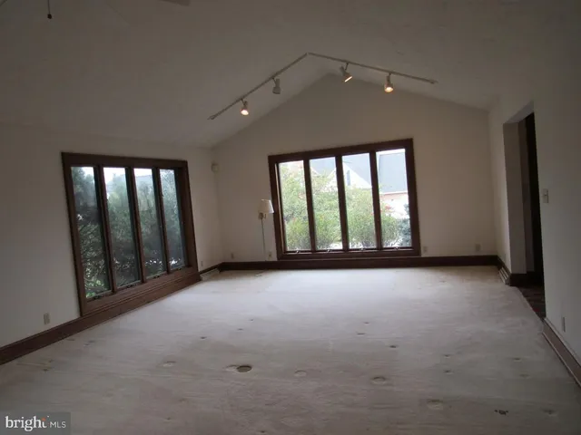 $455,000 | 889 Heritage Hills Drive, York, PA 17402