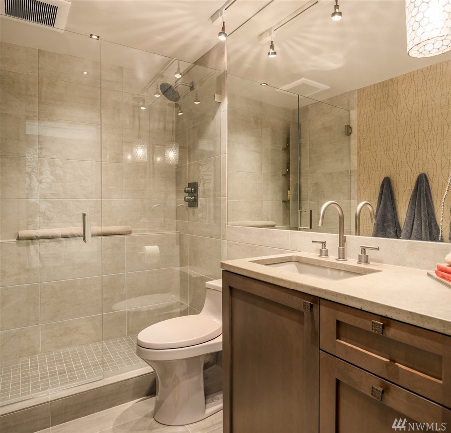 1223 Spring Street, Unit 900 Seattle, WA 98104 - Photo 19 of 38