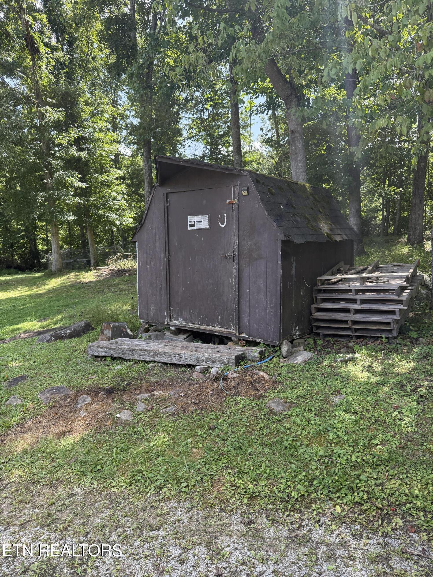 180 Grady Langley Road Lancing, TN 37770 - Photo 25 of 26 IMG_0132