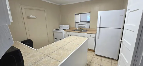 $68,000 | 754 Yaupon Cove Drive, Onalaska, TX 77360