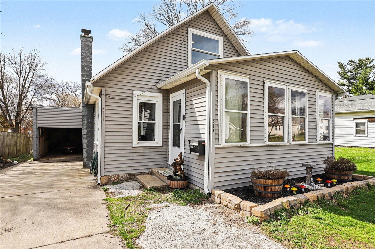 811 9th Street Three Rivers, MI 49093 - Photo 2 of 19
