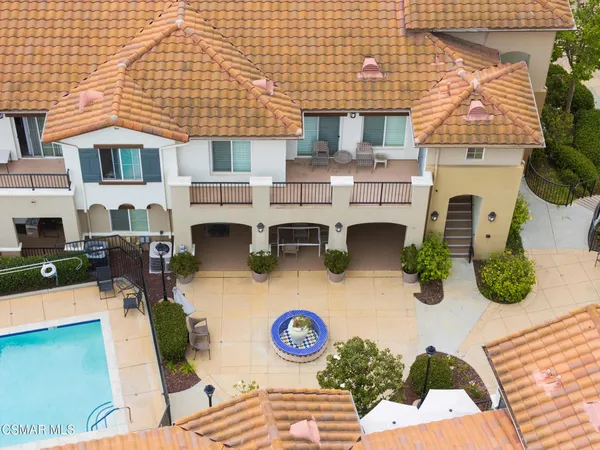 $565,000 | 477 Country Club Drive, Unit 218, Simi Valley, CA 93065