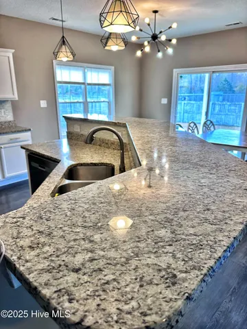 $360,000 | 820 Tuscarora Trail, Jacksonville, NC 28546