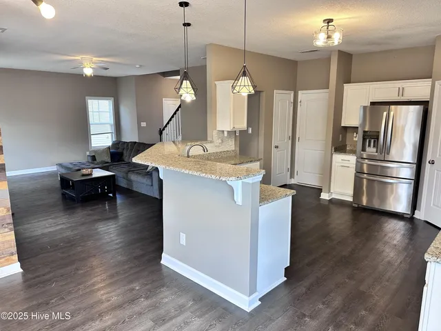 $360,000 | 820 Tuscarora Trail, Jacksonville, NC 28546