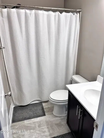 $360,000 | 820 Tuscarora Trail, Jacksonville, NC 28546