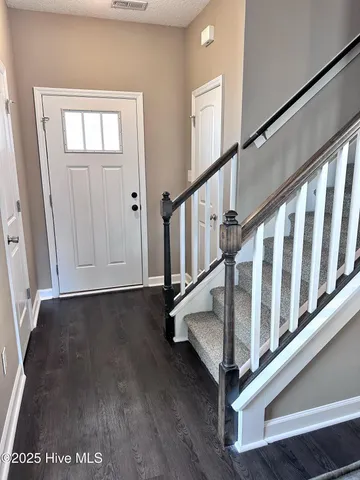 $360,000 | 820 Tuscarora Trail, Jacksonville, NC 28546