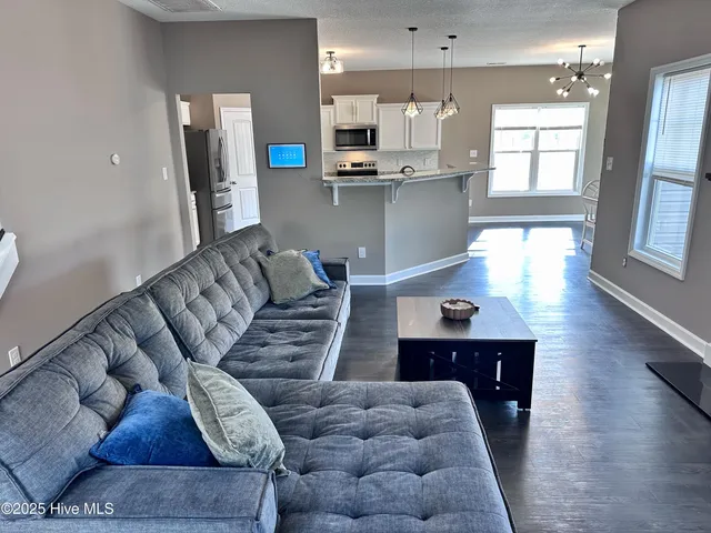 $360,000 | 820 Tuscarora Trail, Jacksonville, NC 28546