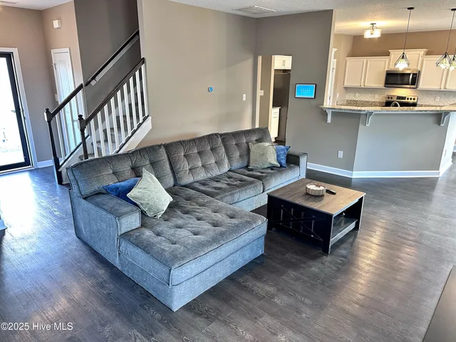 $360,000 | 820 Tuscarora Trail, Jacksonville, NC 28546