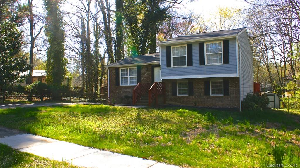 4914 Lawrence Orr Road Charlotte, NC 28212 - Photo 2 of 23