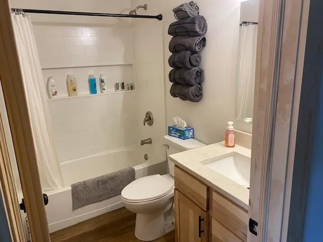 $399,900 | 66441 Island Lake Lane, Northome, MN 56661