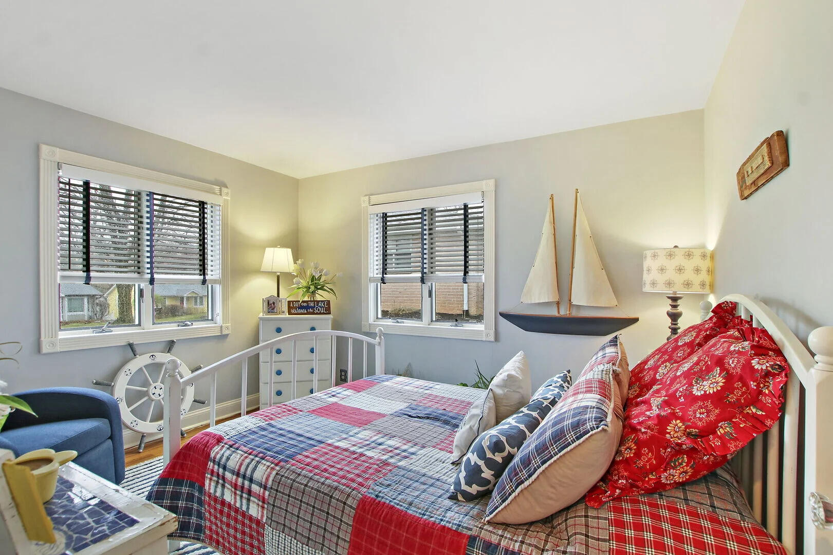 642 Agaming Road Fontana, WI 53125 - Photo 8 of 13 8