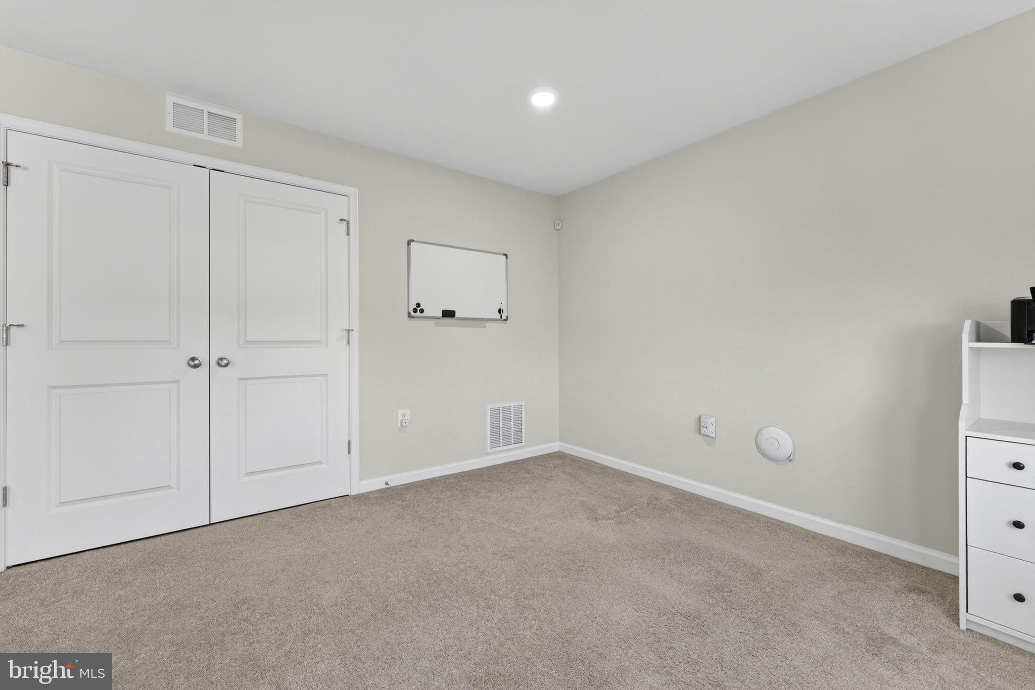 159 Presidents Pointe Avenue Ranson, WV 25438 - Photo 14 of 60 Gallery Image 14