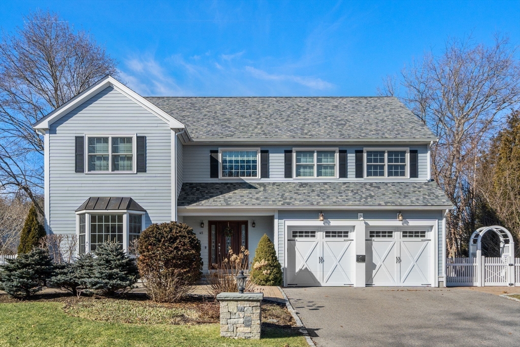 45 Marshall Road Wellesley, MA 02482 - Photo 2 of 35