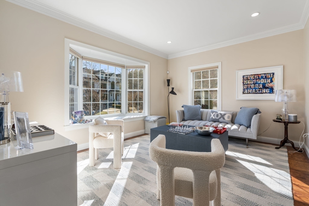 45 Marshall Road Wellesley, MA 02482 - Photo 3 of 35