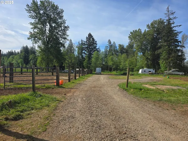 $540,000 | 22816 South Bonney Road, Colton, OR 97017