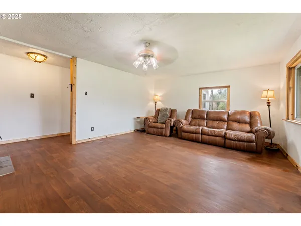 $540,000 | 22816 South Bonney Road, Colton, OR 97017