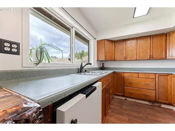 $540,000 | 22816 South Bonney Road, Colton, OR 97017