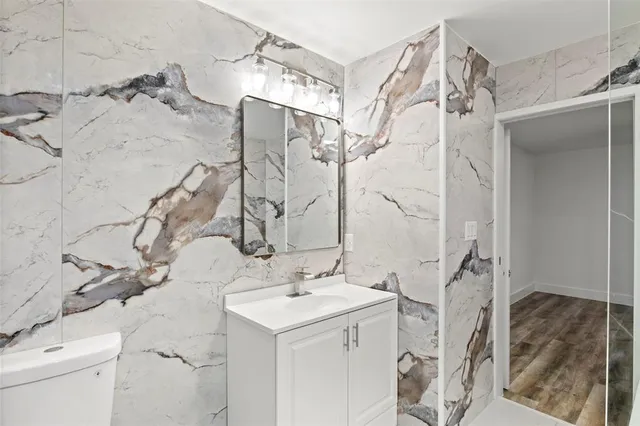 $250,000 | 305 South Main Street, Venus, TX 76084