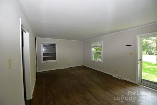 $1,450 | 4120 Howie Circle, Charlotte, NC 28205