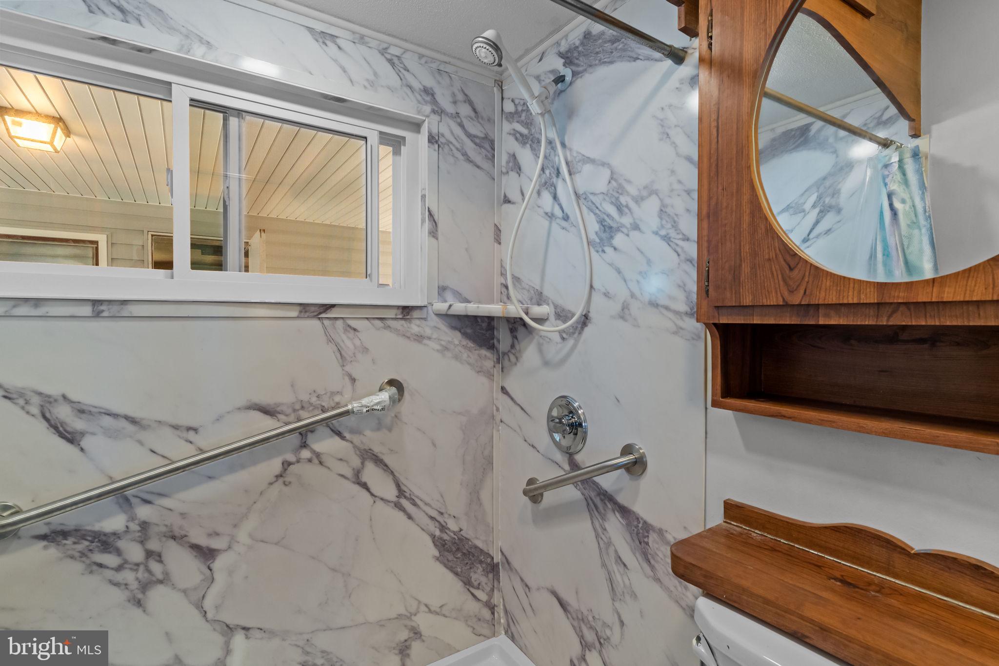 14 Vista Road Levittown, PA 19057 - Photo 15 of 26 Shower