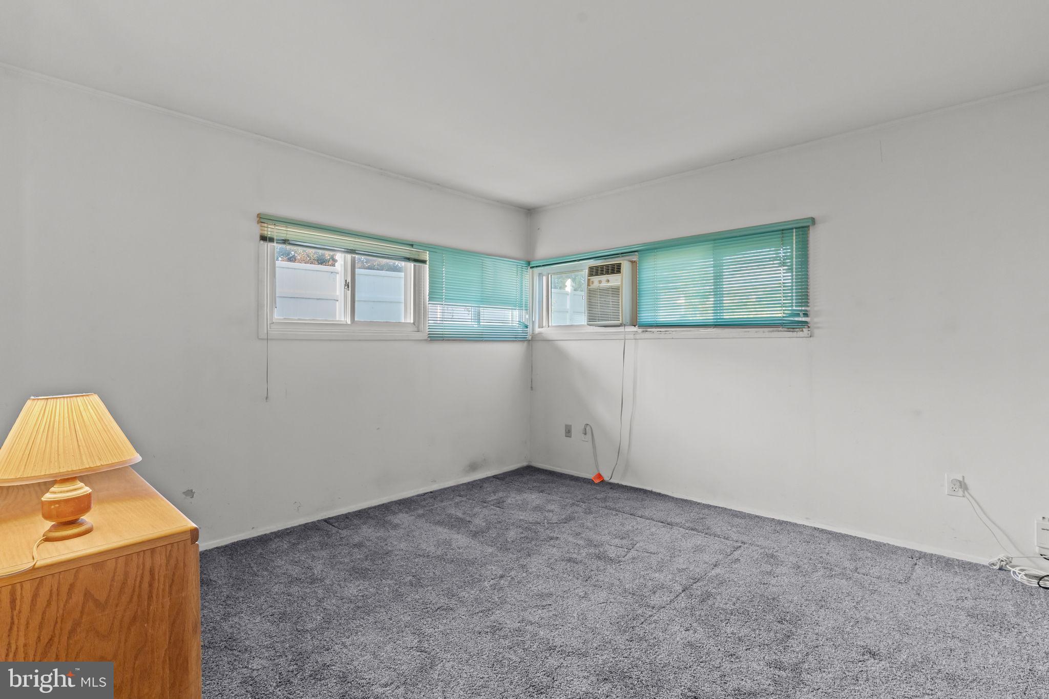 14 Vista Road Levittown, PA 19057 - Photo 17 of 26 Primary bedroom