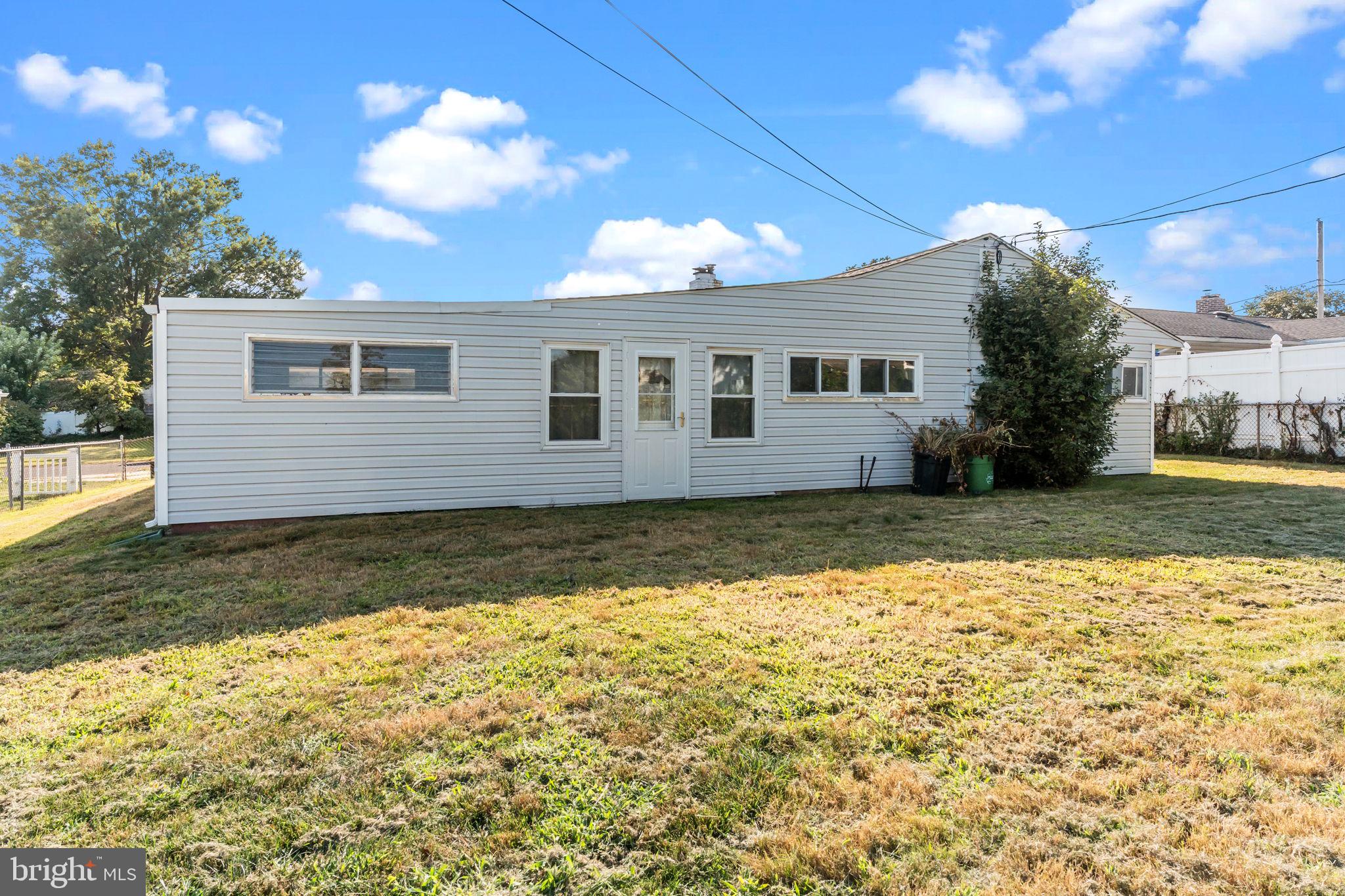 14 Vista Road Levittown, PA 19057 - Photo 25 of 26 Gallery Image 25
