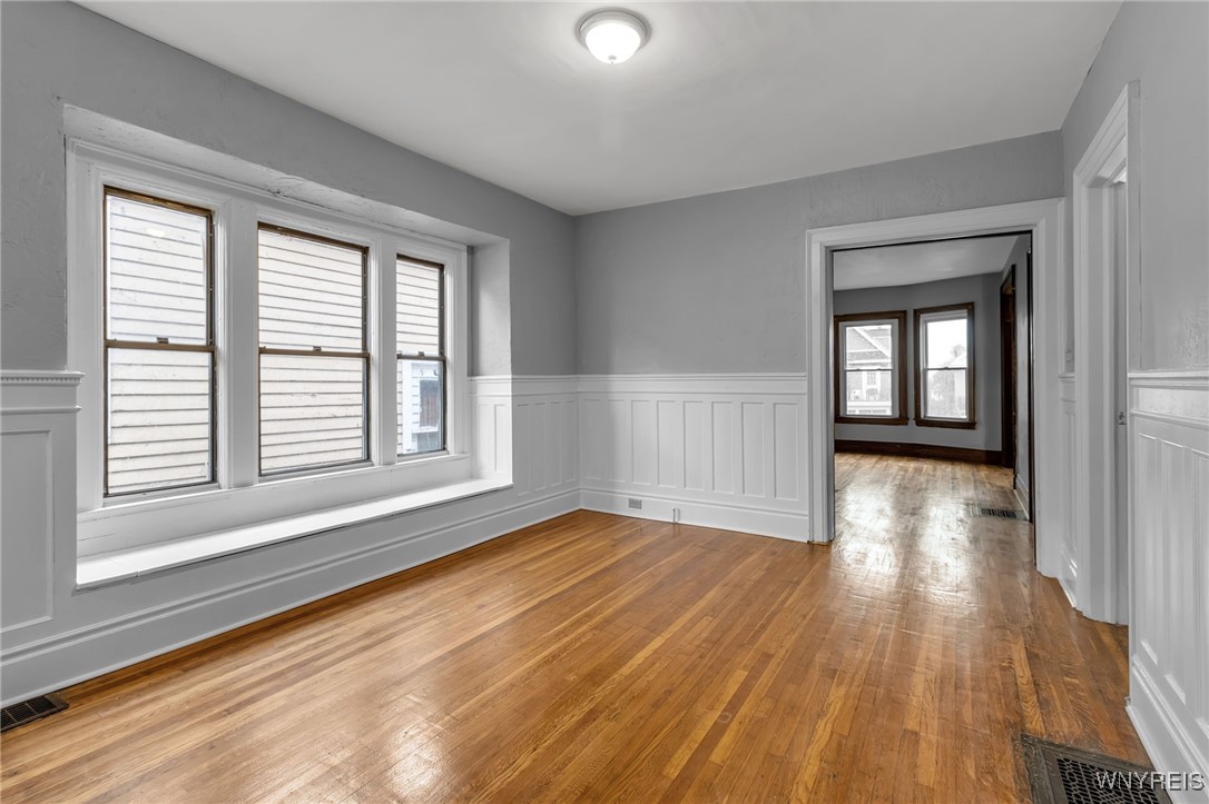 481 7th Street Buffalo, NY 14201 - Photo 20 of 42