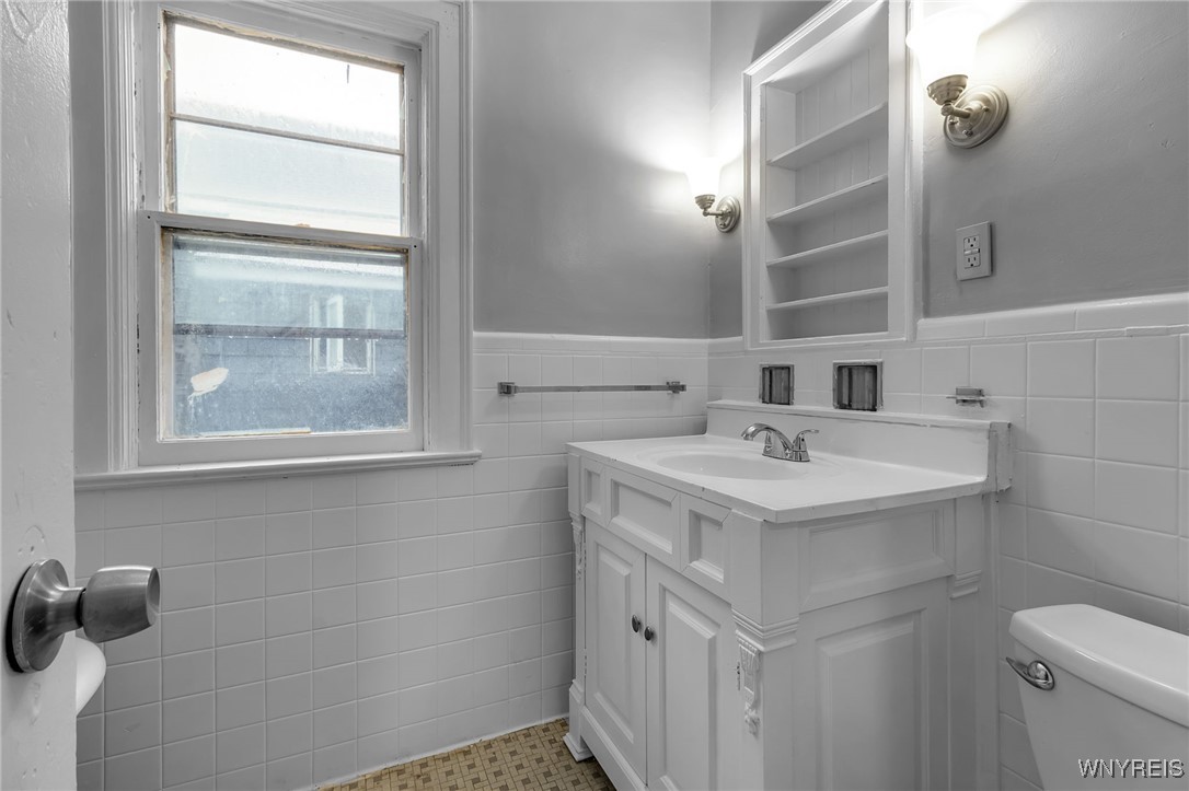 481 7th Street Buffalo, NY 14201 - Photo 27 of 42