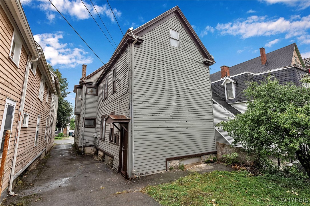 481 7th Street Buffalo, NY 14201 - Photo 31 of 42