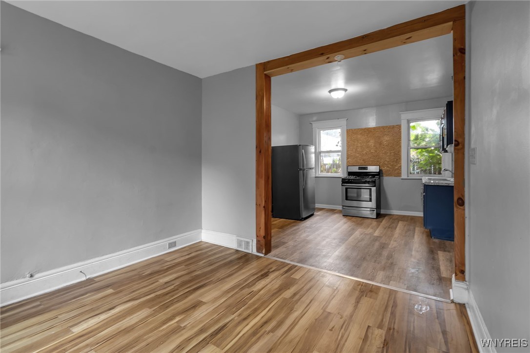 481 7th Street Buffalo, NY 14201 - Photo 33 of 42