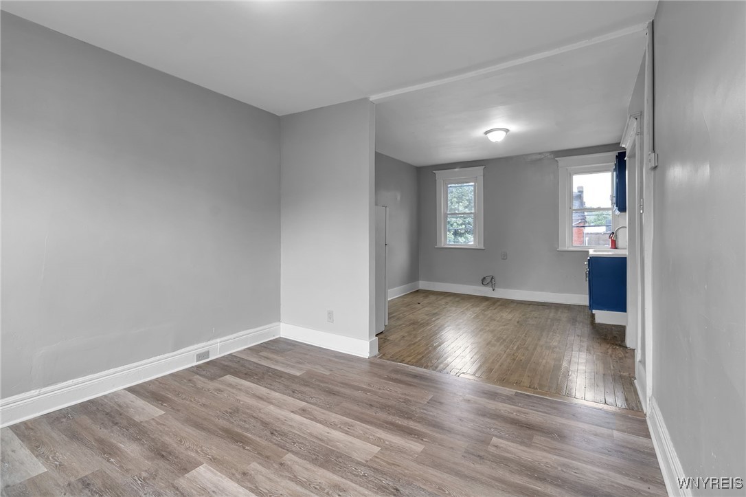 481 7th Street Buffalo, NY 14201 - Photo 38 of 42