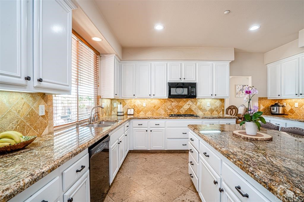 9359 Audubon Road Lakeside, CA 92040 - Photo 1 of 25 Gallery Image 1