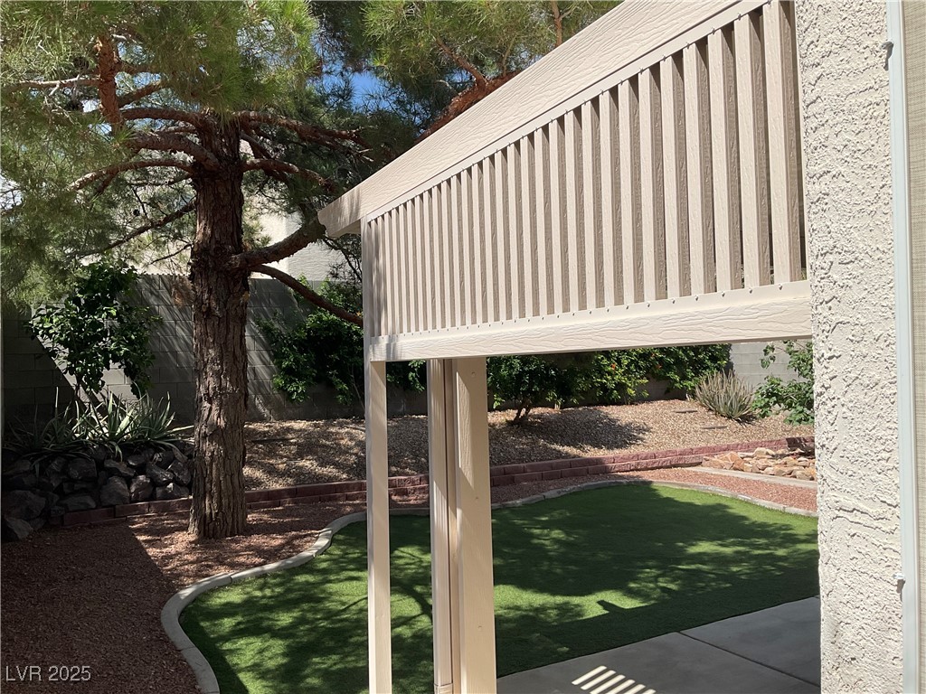 7620 Donald Nelson Avenue Las Vegas, NV 89131 - Photo 25 of 34 View of yard
