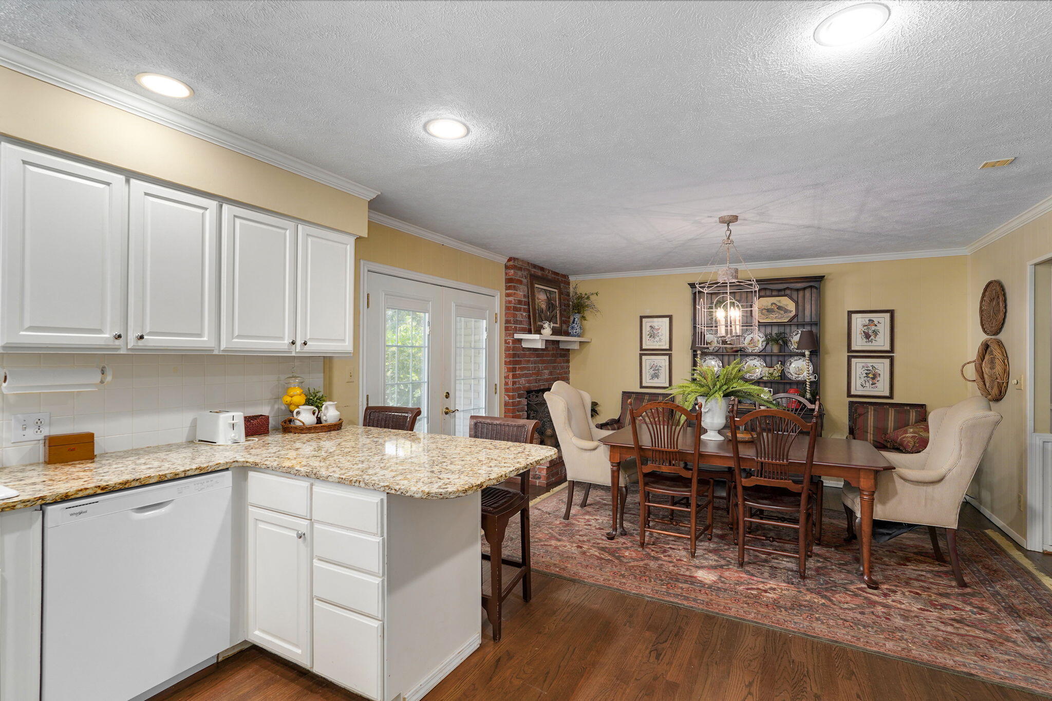 2444 South McCann Avenue Springfield, MO 65804 - Photo 17 of 28 2444 S McCann Ave-17