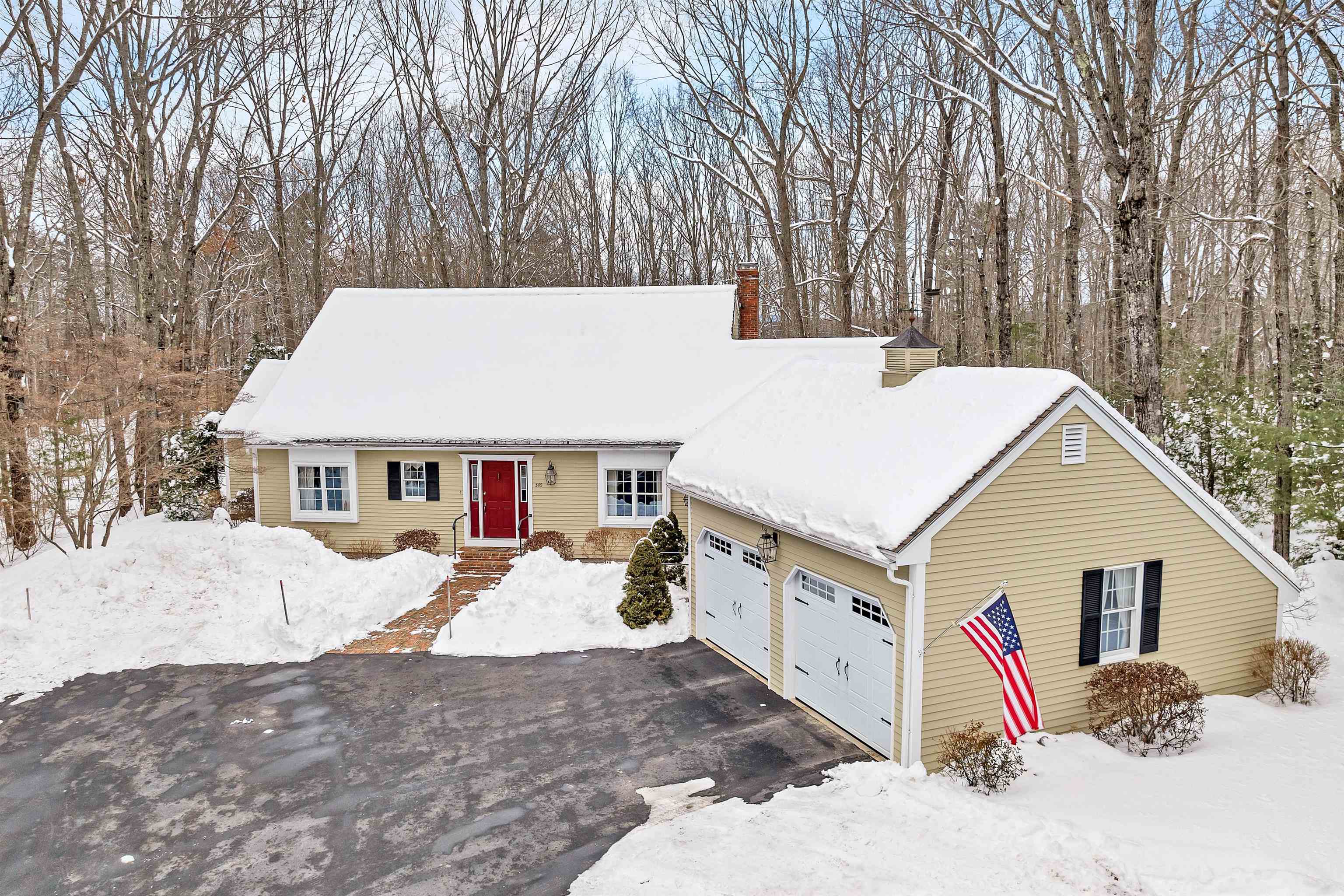345 Forest Road Wolfeboro, NH 03894 - Photo 3 of 52 Gallery Image 3