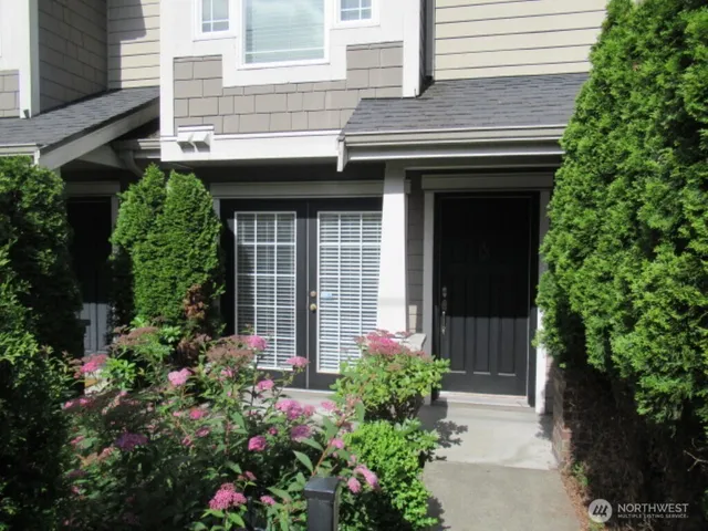 $3,600 | 421 Federal Avenue East, Seattle, WA 98102